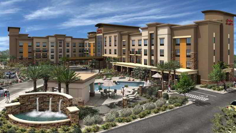 Hampton Inn & Suites Phoenix Glendale-Westgate Exterior photo